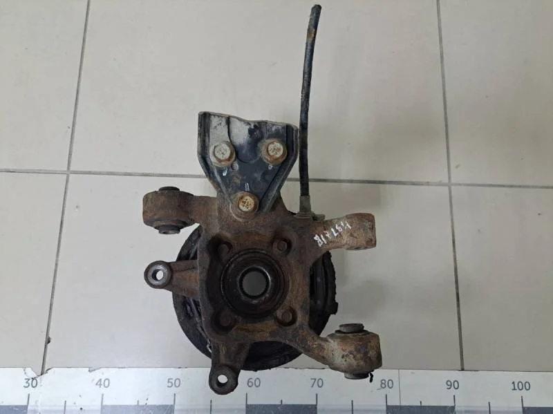 Кулак поворотный задний левый Opel Antara 2007-2015