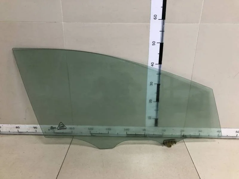 Стекло двери передней правой Kia Ceed (JD) 2012-2018