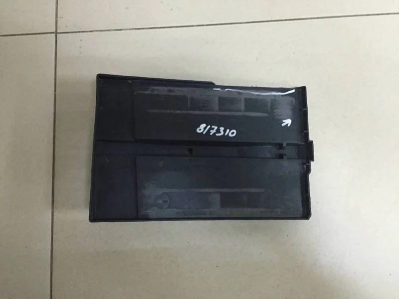 Крепление АКБ (корпус / подставка) Renault Duster 2012>