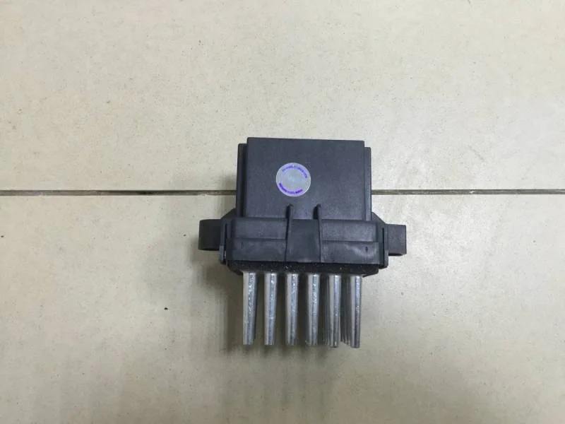 Резистор отопителя Opel Mokka 2012>