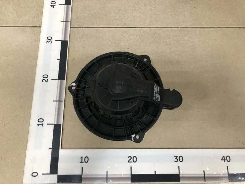 Моторчик отопителя Kia Ceed (JD) 2012-2018