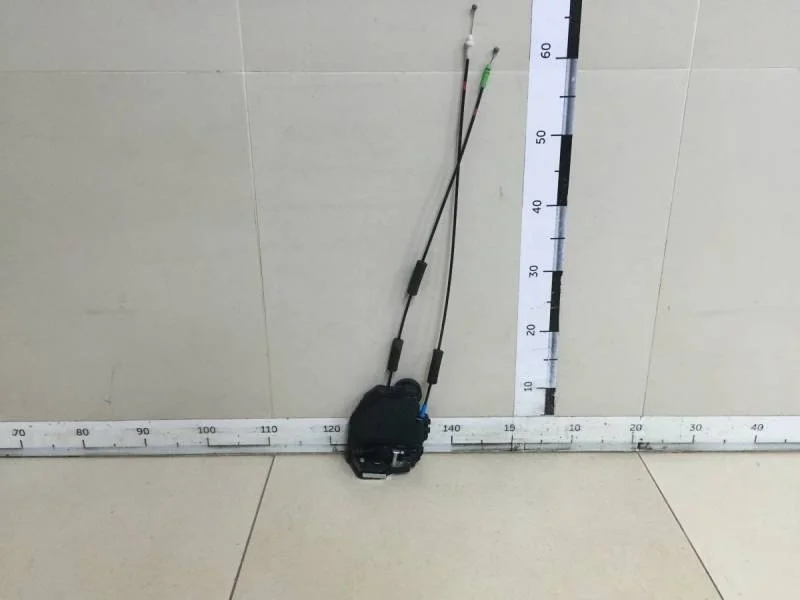 Замок двери задней правой Toyota Land Cruiser Prado (J150) 2009>