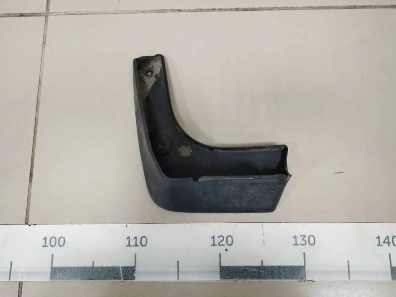 Брызговик задний левый Hyundai Solaris 2010-2017