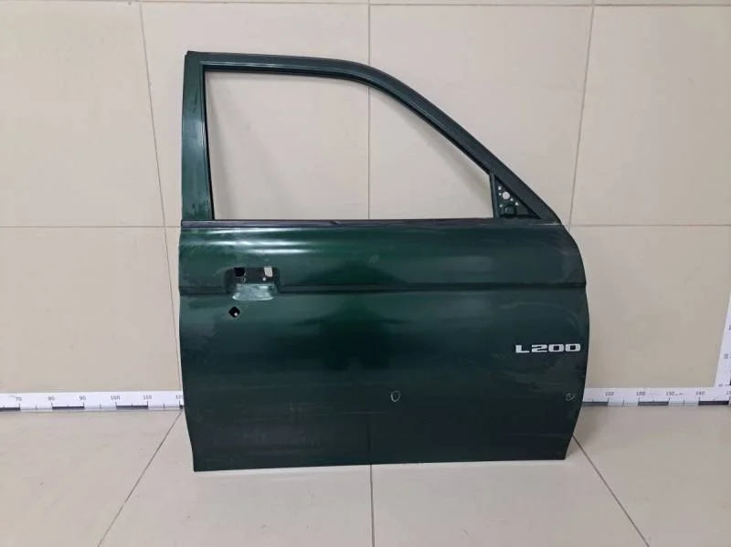 Дверь передняя правая Mitsubishi L200 (K6,K7) 1996-2006