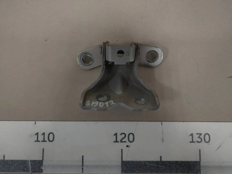 Петля двери передней правой нижняя Hyundai Solaris 2010-2017