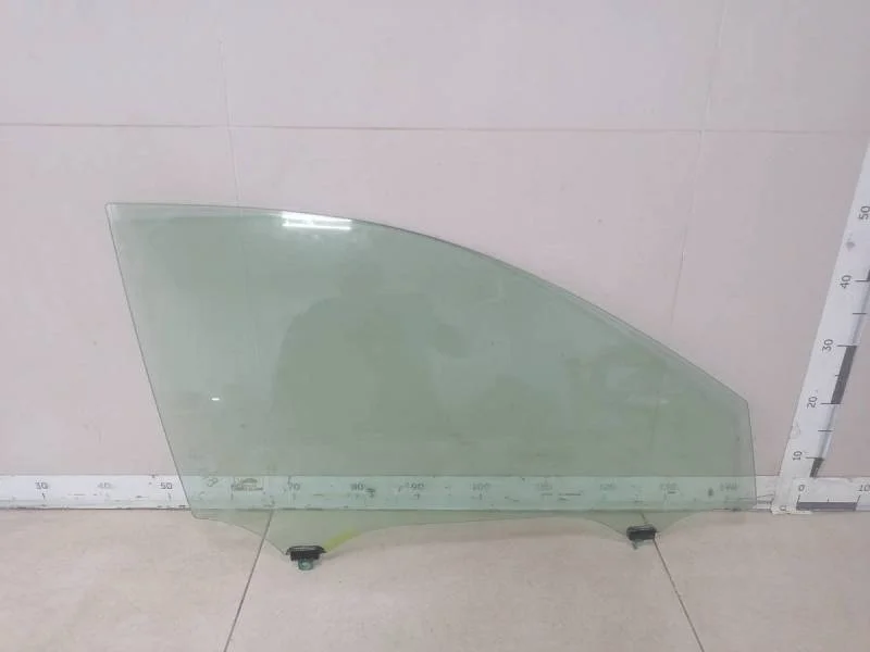 Стекло двери передней правой Toyota Camry (V40) 2006-2011