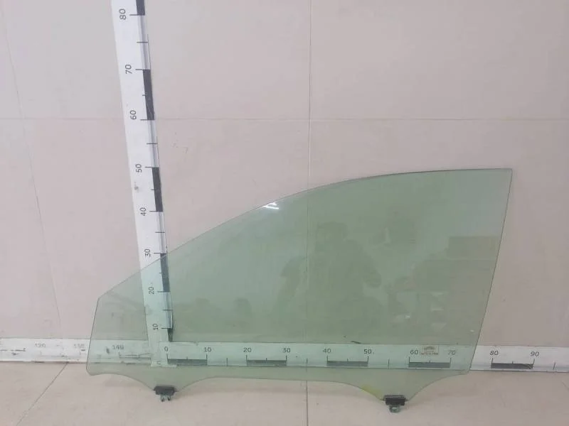 Стекло двери передней левой Toyota Camry (V40) 2006-2011