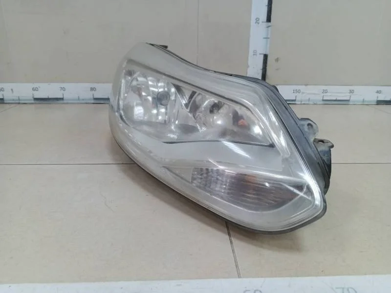 Фара правая Ford Focus 3 2011>