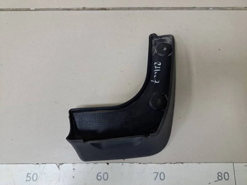 Брызговик задний правый Hyundai Solaris 2010-2017