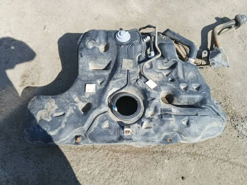 Бак топливный Toyota Corolla E150 2006-2013