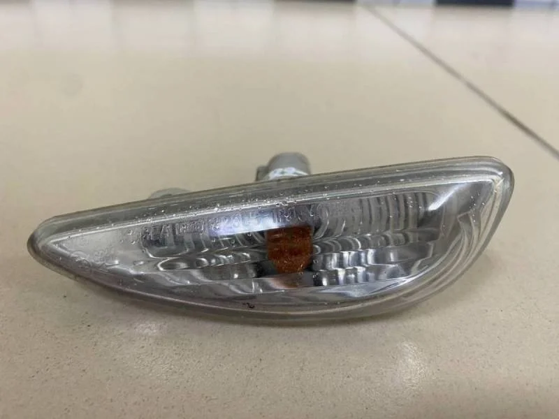 Повторитель на крыло Hyundai Solaris 2010-2017