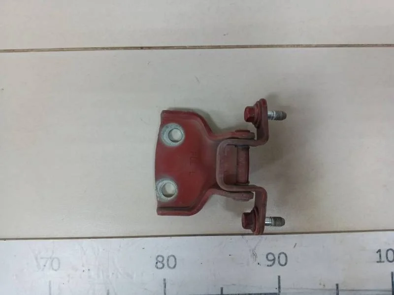 Петля двери Chevrolet Aveo T250 2005-2011