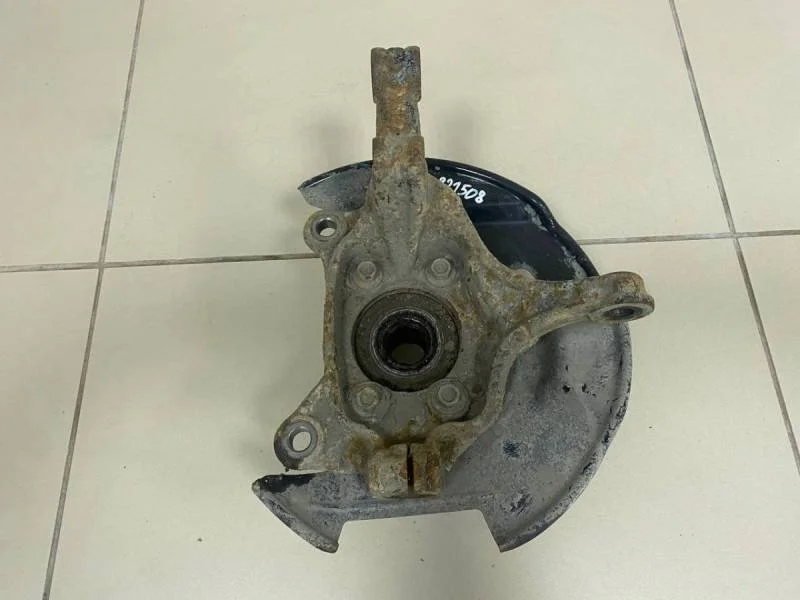 Кулак поворотный передний правый Mazda CX-5 (KE) 2011-2017