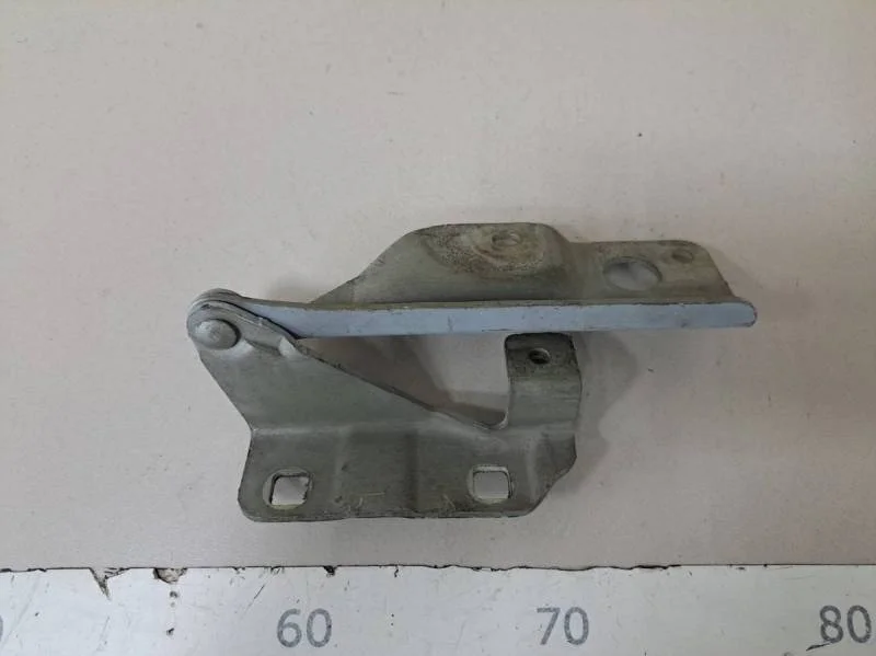Петля капота правая Nissan Almera Classic (B10) 2006-2013