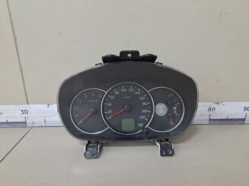 Панель приборов Mitsubishi Pajero/Montero Sport (KH) 2008-2015