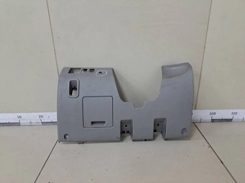 Накладка (кузов внутри) Mitsubishi Pajero/Montero Sport (KH) 2008-2015