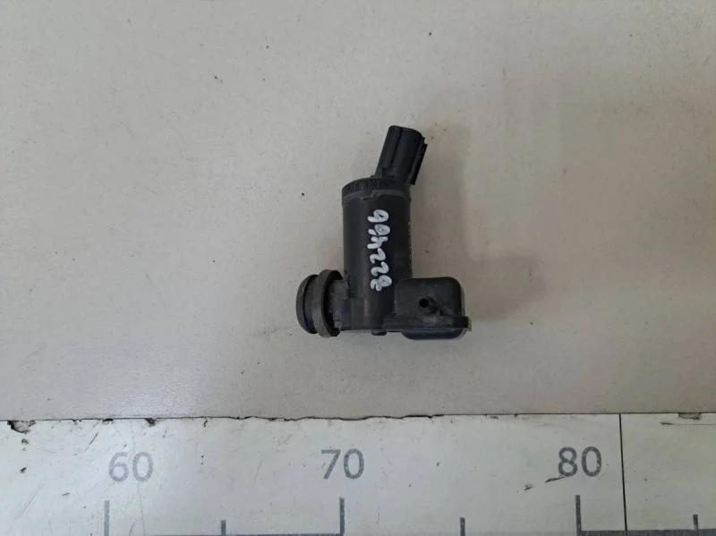 Насос омывателя Mitsubishi Pajero/Montero Sport (KH) 2008-2015