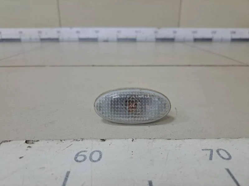 Повторитель на крыло Mazda Mazda 3 (BK) 2002-2009