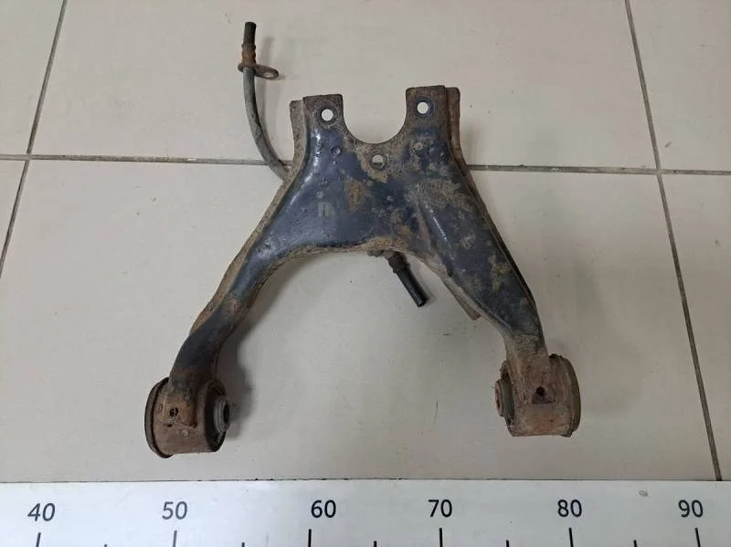 Рычаг передний верхний правый Mitsubishi Pajero/Montero Sport (KH) 2008-2015