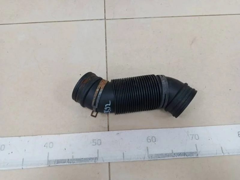 Патрубок воздушного фильтра Skoda Octavia (A7) 2013>