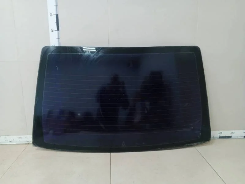 Стекло заднее Ford Focus 1 1998-2004