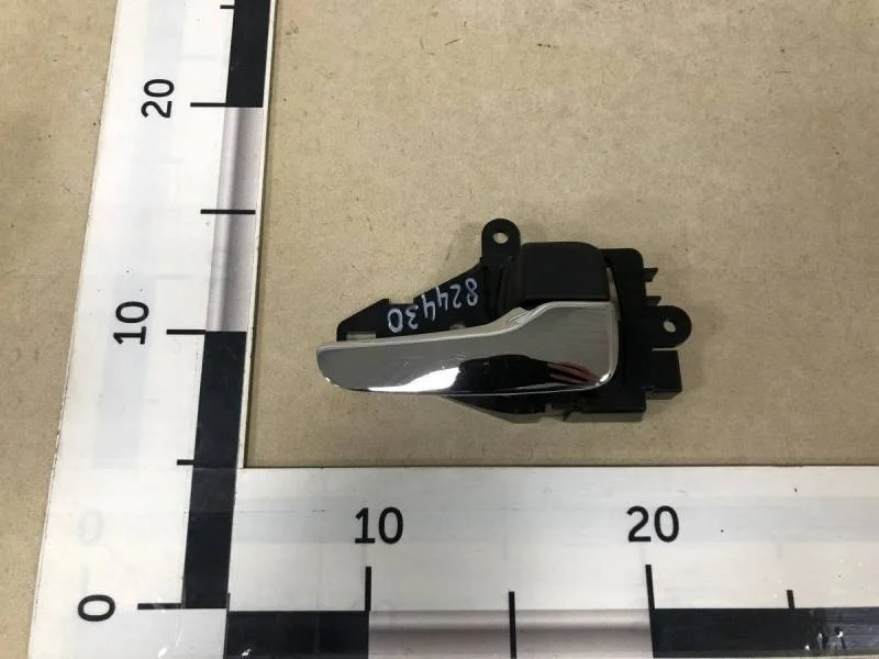 Ручка двери внутренняя правая Mitsubishi Pajero/Montero Sport (KH) 2008-2015