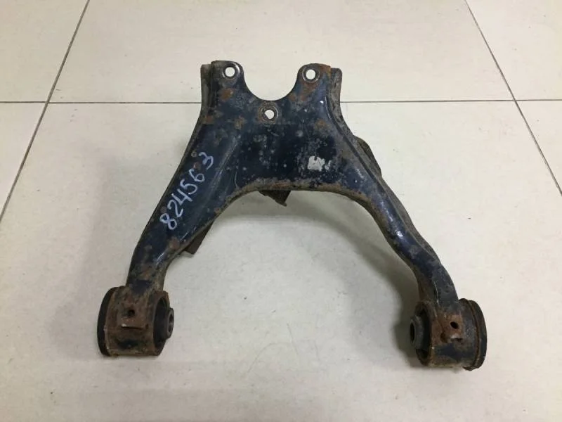 Рычаг передний верхний левый Mitsubishi Pajero/Montero Sport (KH) 2008-2015