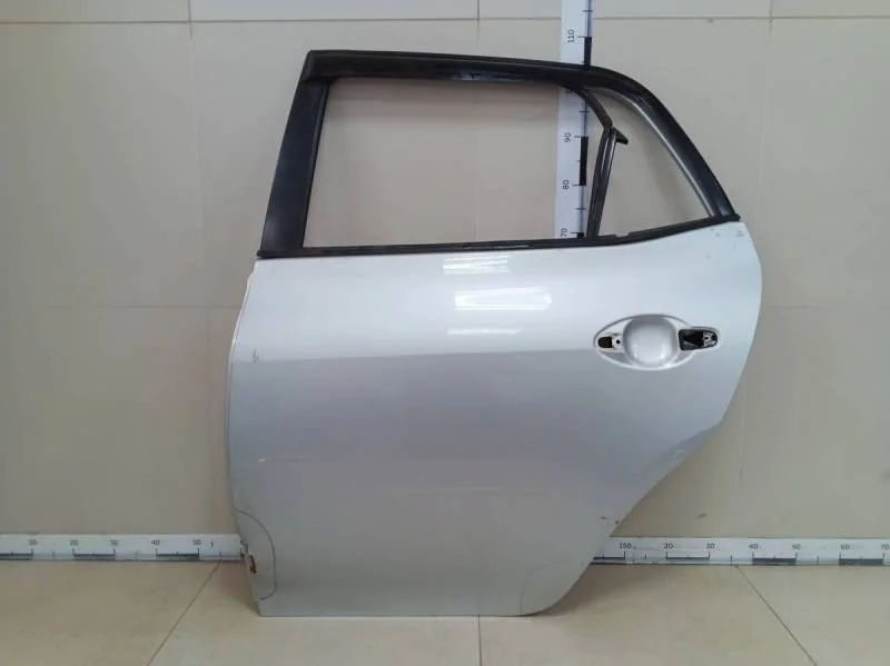 Дверь задняя левая Toyota Auris (E150) 2006-2012