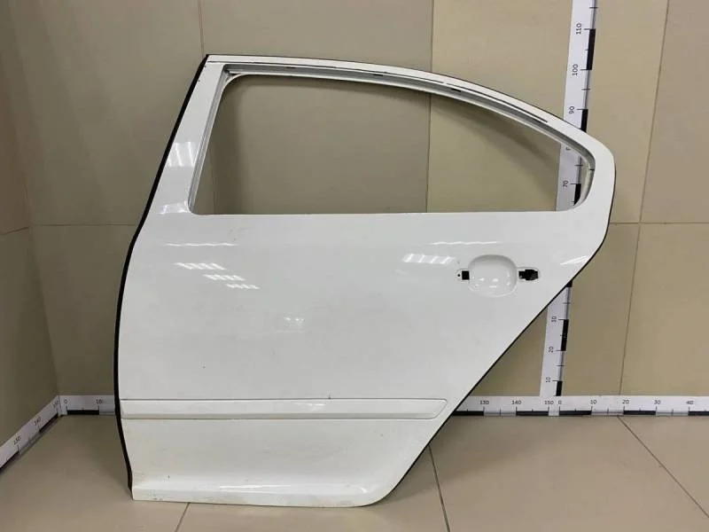 Дверь задняя левая Skoda Octavia (A5 1Z-) 2004-2013