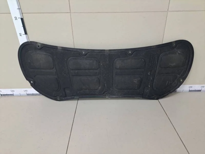 Шумоизоляция капота Hyundai Solaris 2010-2017