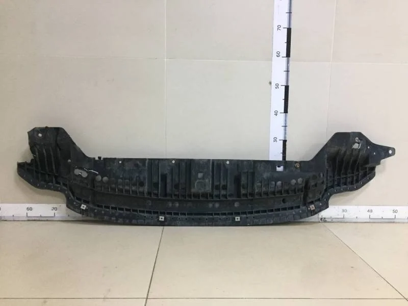 Пыльник двигателя центральный Toyota Corolla E180 2013>