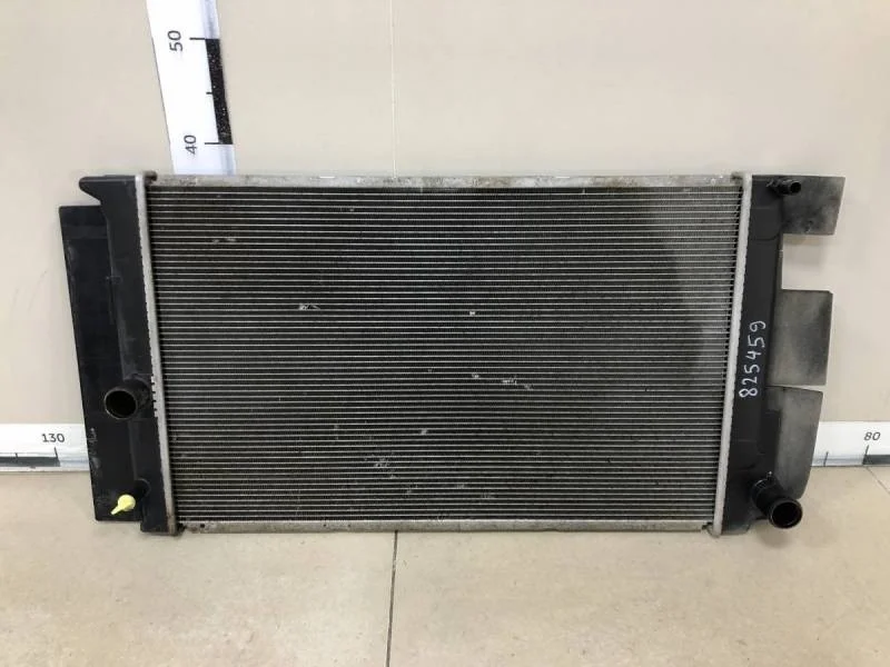 Радиатор охлаждения двигателя Toyota Corolla E180 2013>