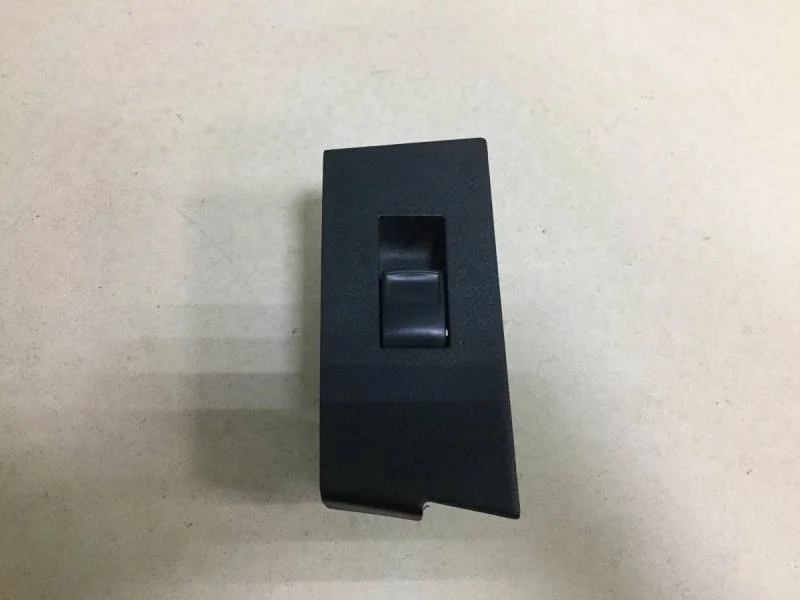 Кнопка стеклоподъемника Toyota Corolla E180 2013>