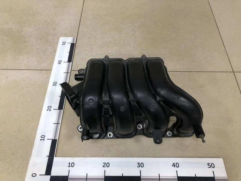 Коллектор впускной Toyota Corolla E180 2013>