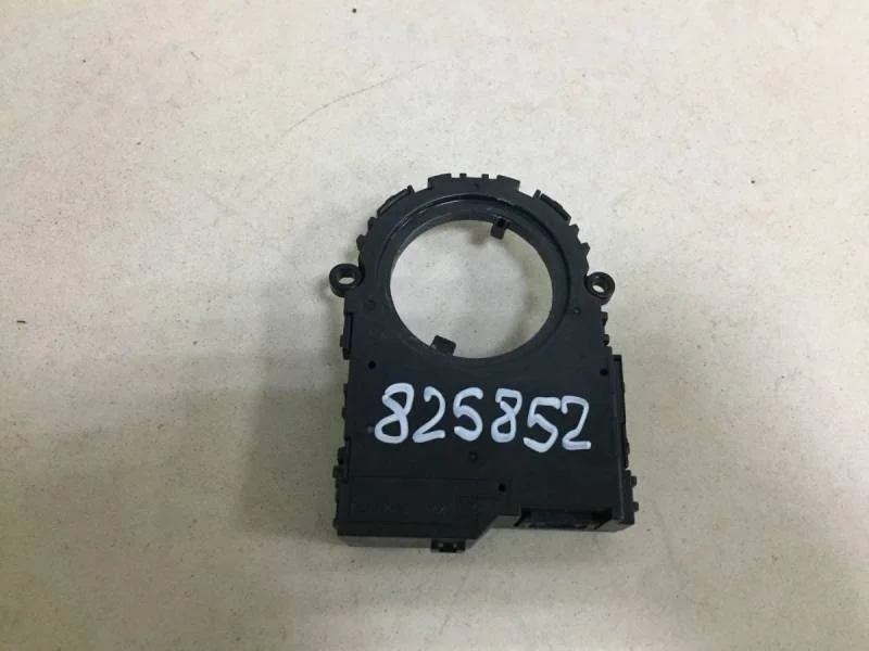 Датчик угла поворота рулевого колеса Toyota Corolla E180 2013>