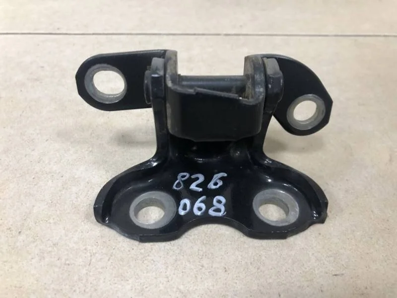 Петля двери задней правой верхняя Toyota Corolla E180 2013>