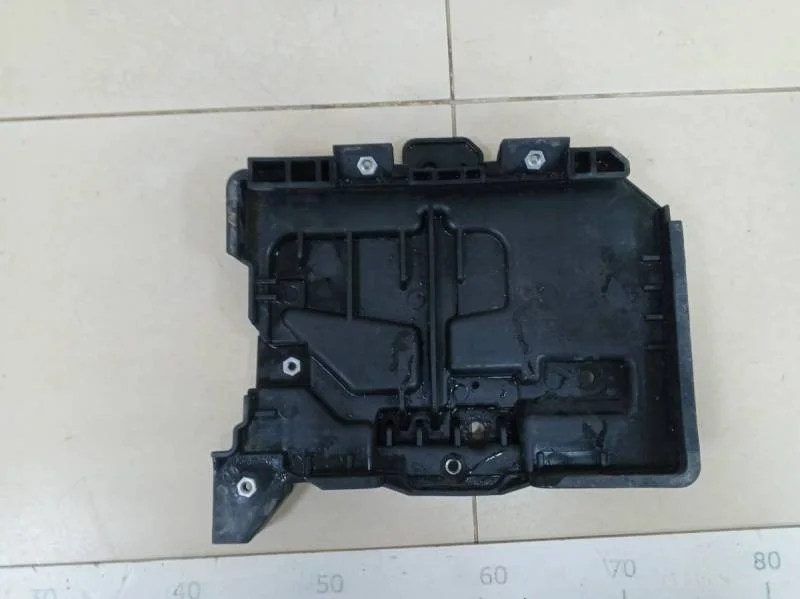 Крепление АКБ (корпус / подставка) Kia Rio 4 (FB) 2017>