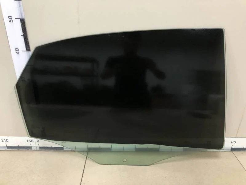 Стекло двери задней правой Volkswagen Polo (Sed RUS) 2011>