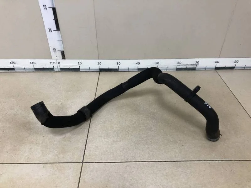 Патрубок радиатора охлаждения Volkswagen Polo (Sed RUS) 2011>