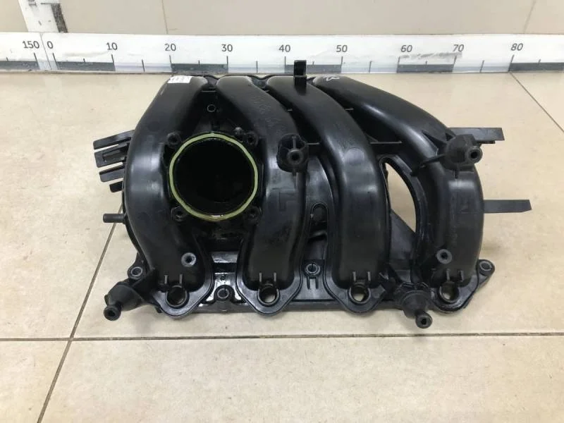 Коллектор впускной Volkswagen Polo (Sed RUS) 2011>