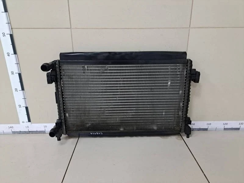 Радиатор охлаждения двигателя Skoda Octavia (A7) 2013>