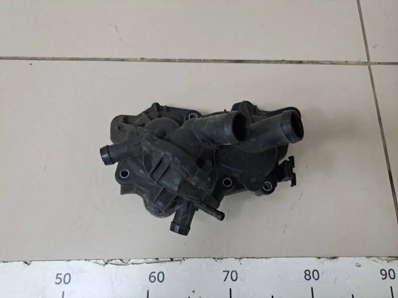 Корпус термостата Skoda Octavia (A7) 2013>