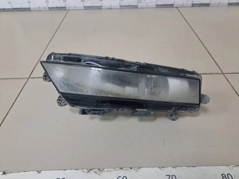 Фара противотуманная левая Skoda Octavia (A7) 2013>