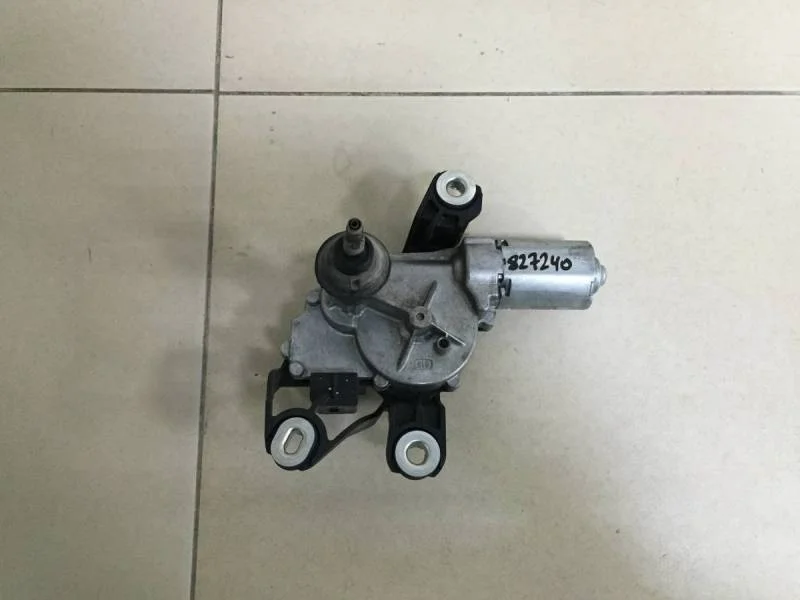 Моторчик стеклоочистителя задний Volkswagen Golf 5 (1K) 2003-2009