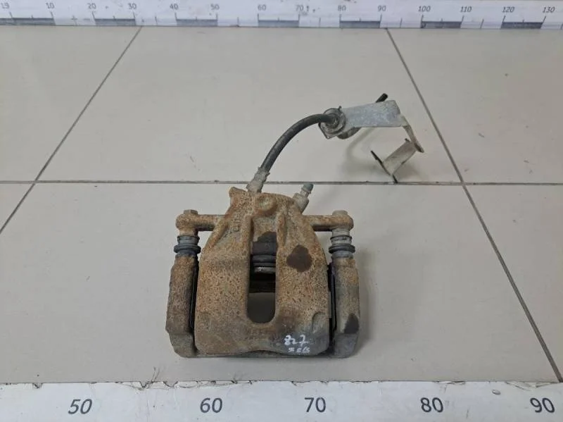 Суппорт передний левый Nissan Terrano (D10) 2014>