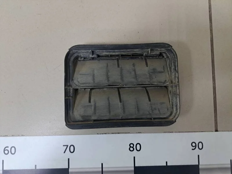 Решетка вентиляционная Nissan Terrano (D10) 2014>