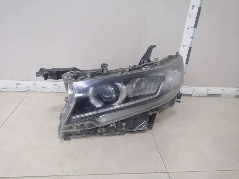 Фара левая Toyota Land Cruiser Prado (J150) 2009>