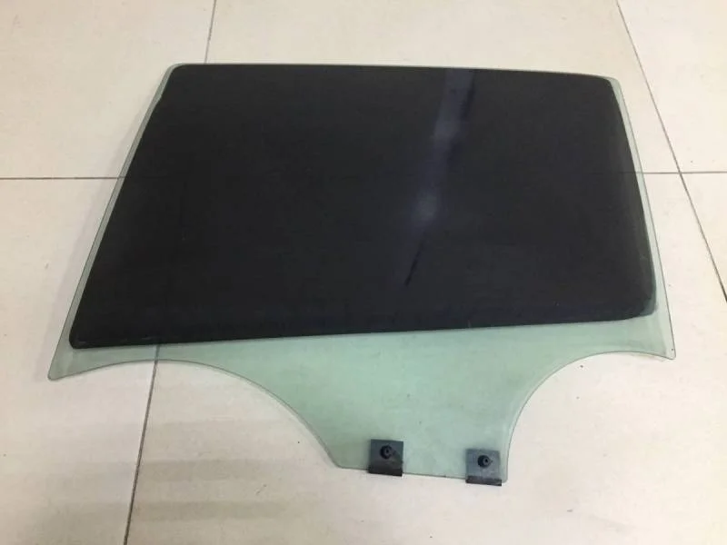 Стекло двери задней левой Renault Logan (2) 2014>