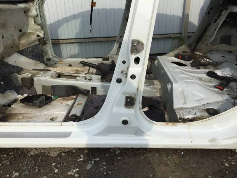 Порог со стойкой левый Renault Logan (2) 2014>