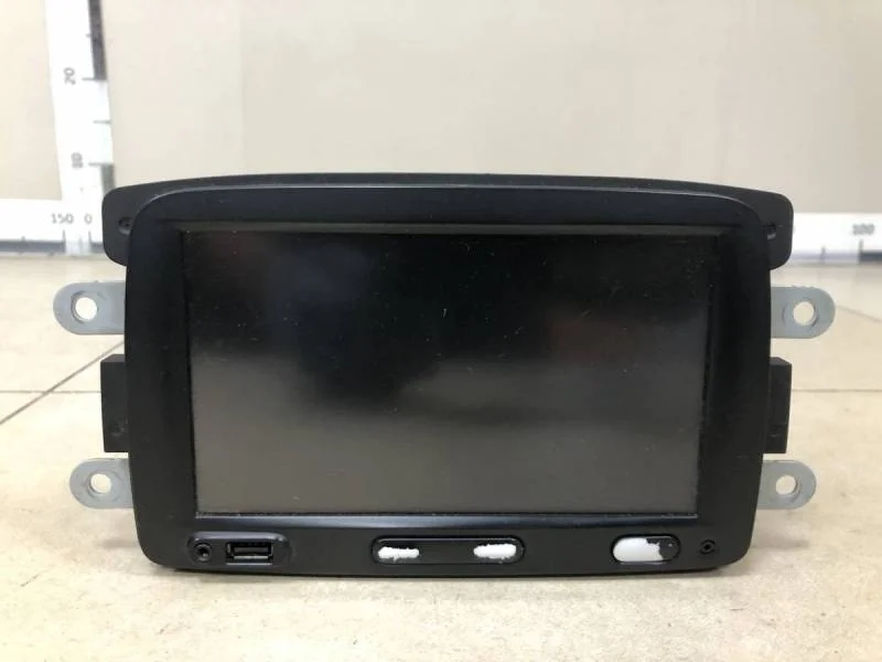 Магнитола Renault Logan (2) 2014>